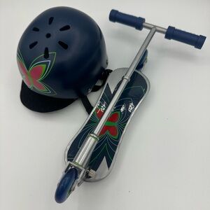 American Girl GOTY 2001 Doll Lindsey's Scooter & Helmet **Read Description**